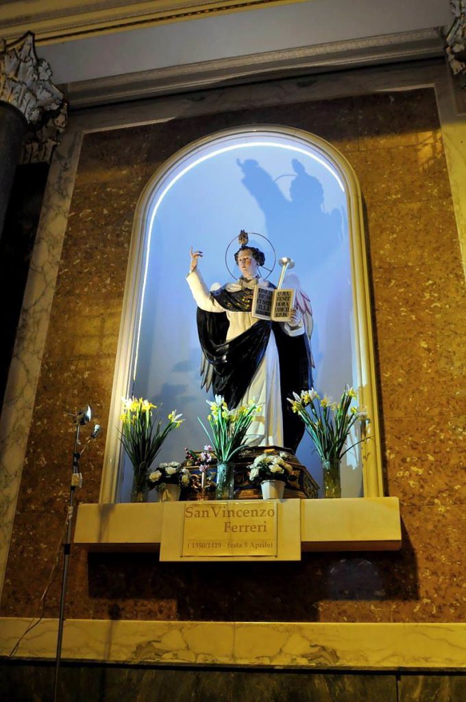 Statua di San Vincenzo (foto Martina Cesarano)