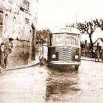 Autobus nel tratto all'angolo di via Bonito con via Mazzini - anno 1954