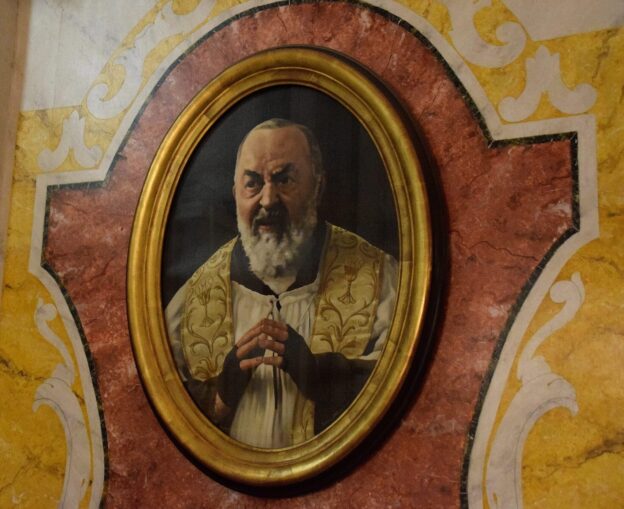 Cattedrale: Padre Pio (foto Enzo Cesarano)